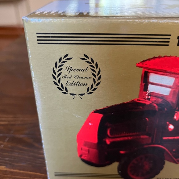 Vintage 1918 Mack AC Tanker Special Edition - Picture 3 of 6